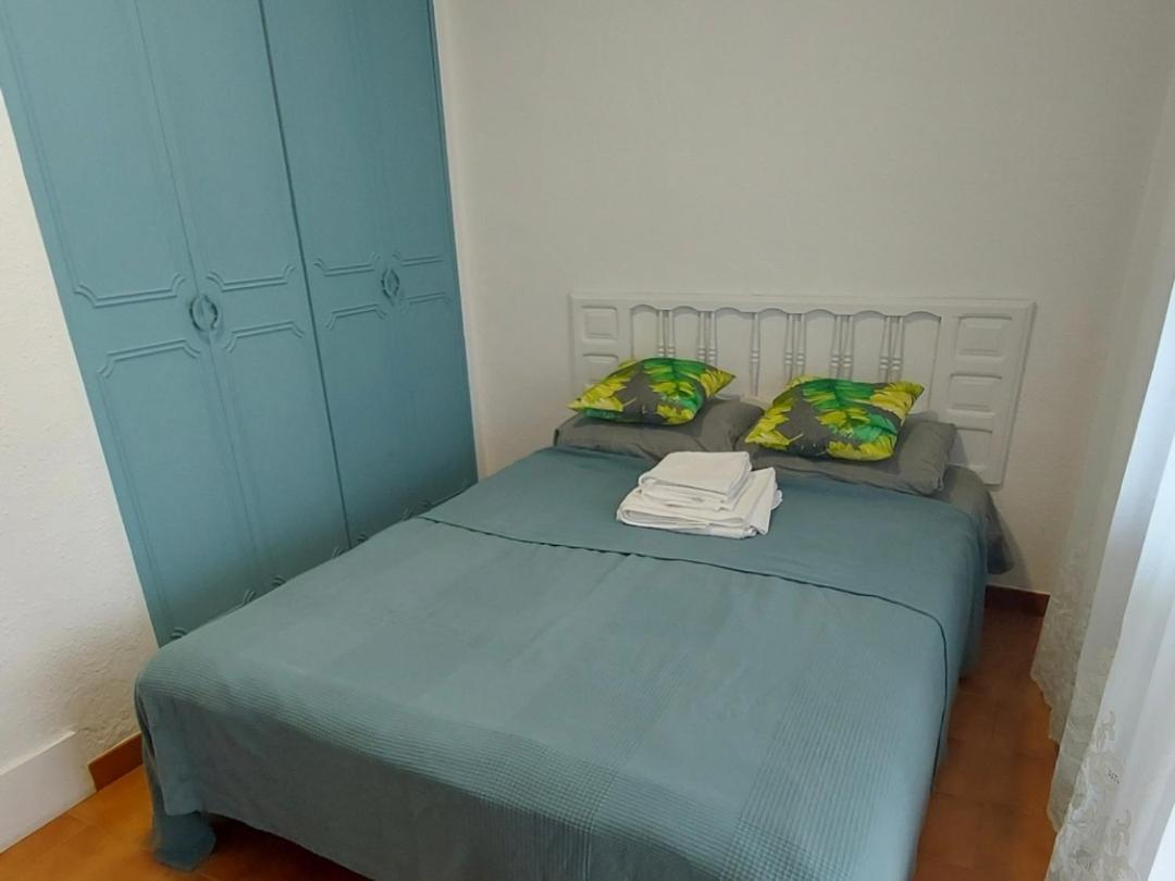 Sol Marina Apartment Салоу Екстер'єр фото